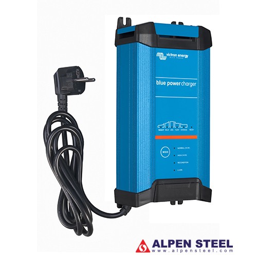 Blue Power IP22 Charger 24/8(1) 230V CEE 7/7